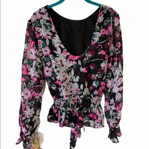 NWT Bar III chiffon floral top with a peplum hem